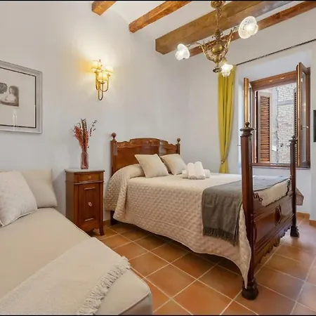 La Quadra Rural Housing